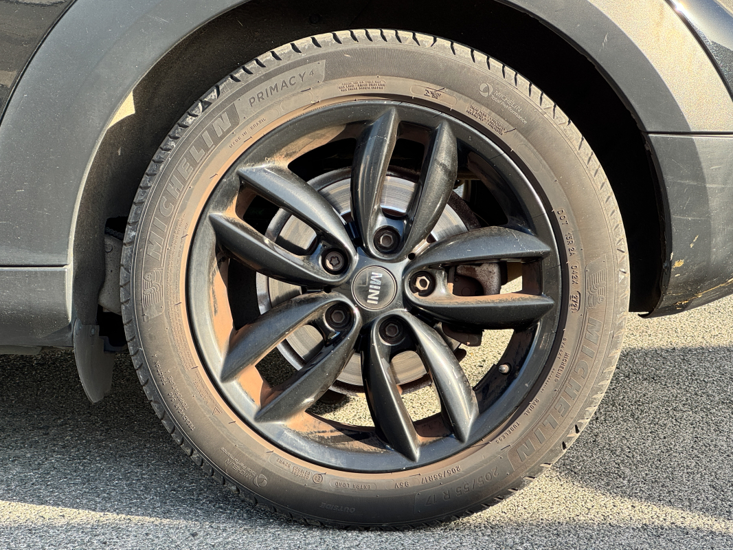Mini Countryman — 40