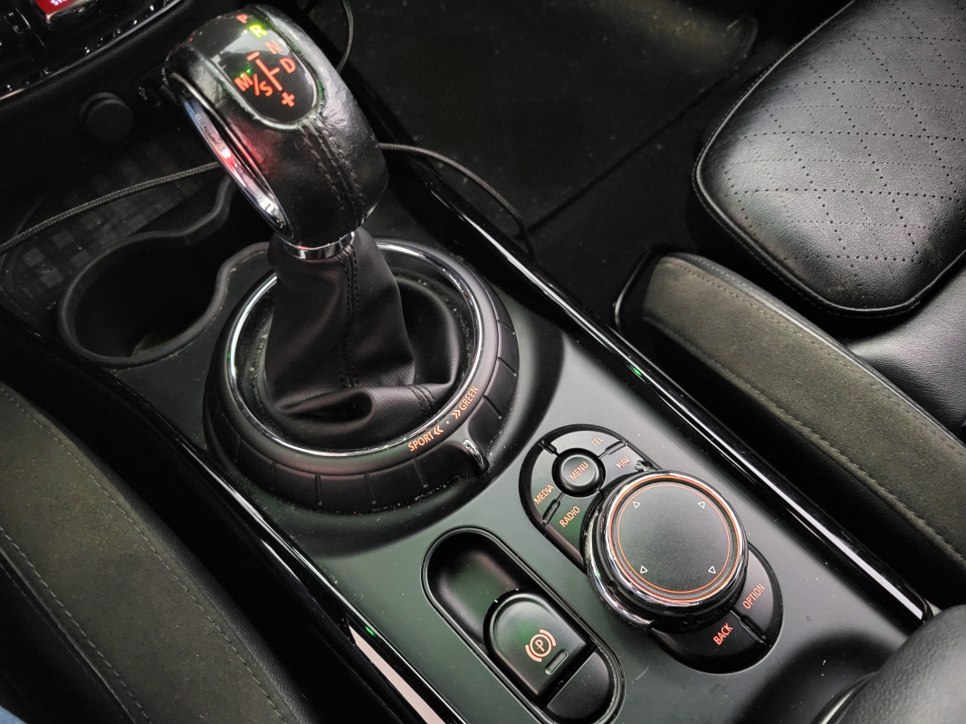 Mini Clubman — 19