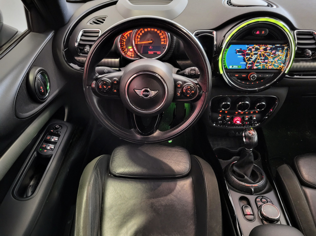 Mini Clubman — 12