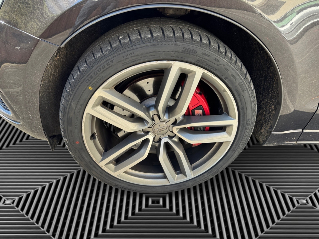 Audi SQ5 — 10