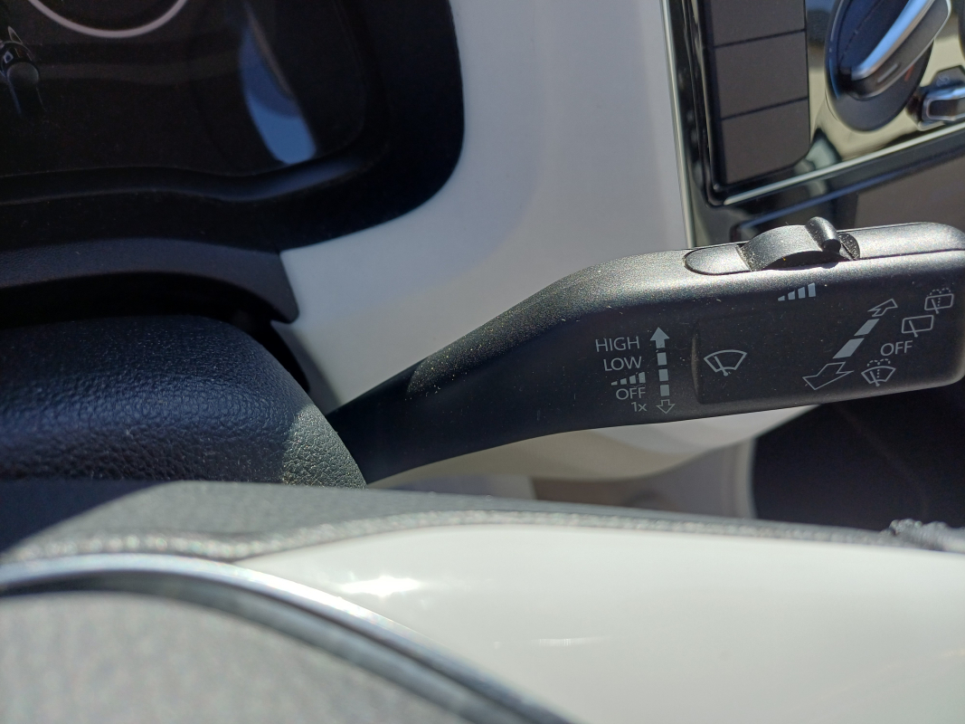 Volkswagen Volkswagen Up! — 13