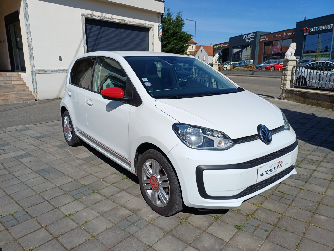 Volkswagen Volkswagen Up! — 8