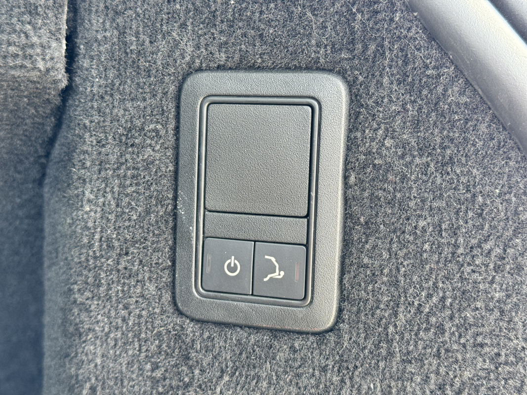 Land Rover Range Rover Sport — 33