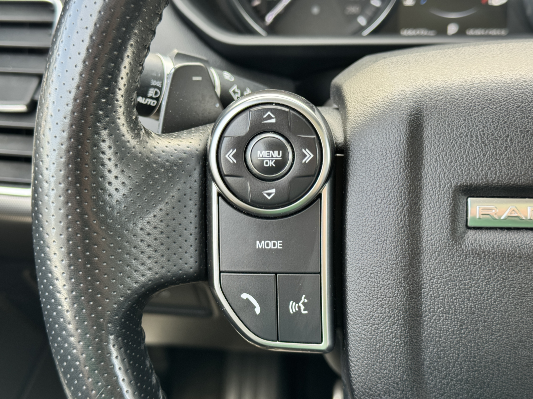 Land Rover Range Rover Sport — 27