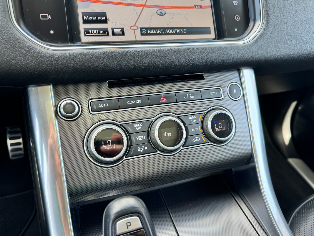 Land Rover Range Rover Sport — 17