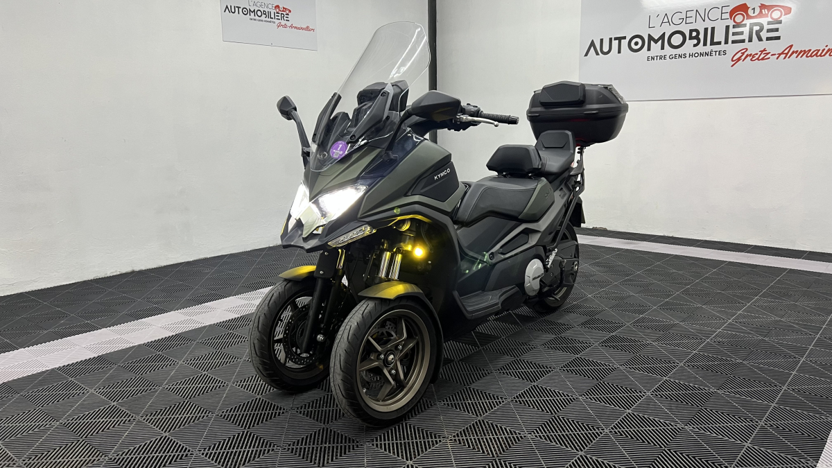 Kymco CV3 550