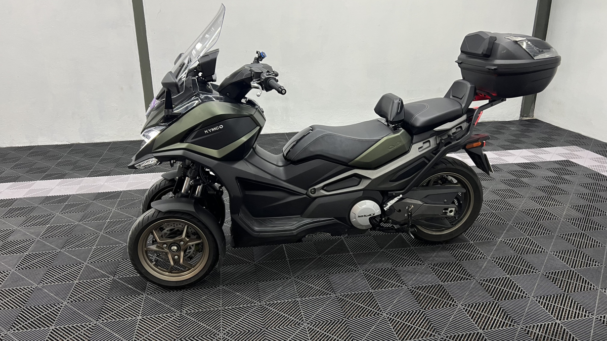 Kymco CV3 550 — 9