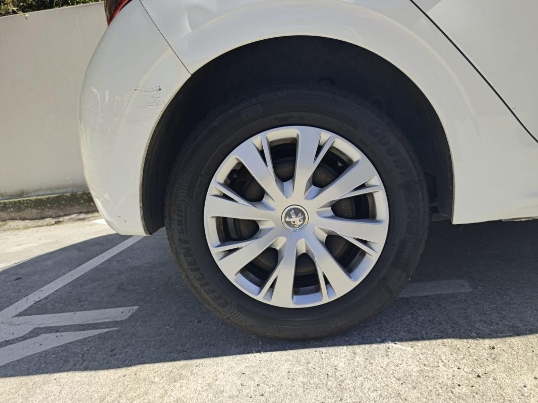 Peugeot 208 Affaire — 22