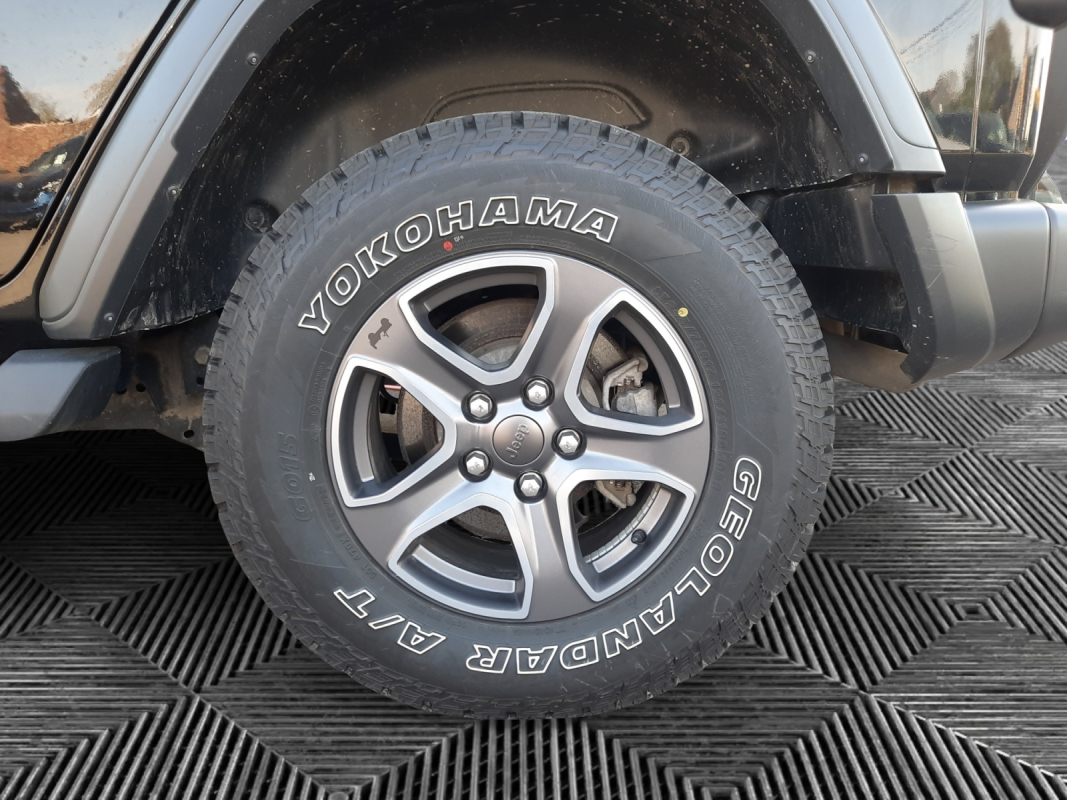 Jeep Wrangler Unlimited — 17