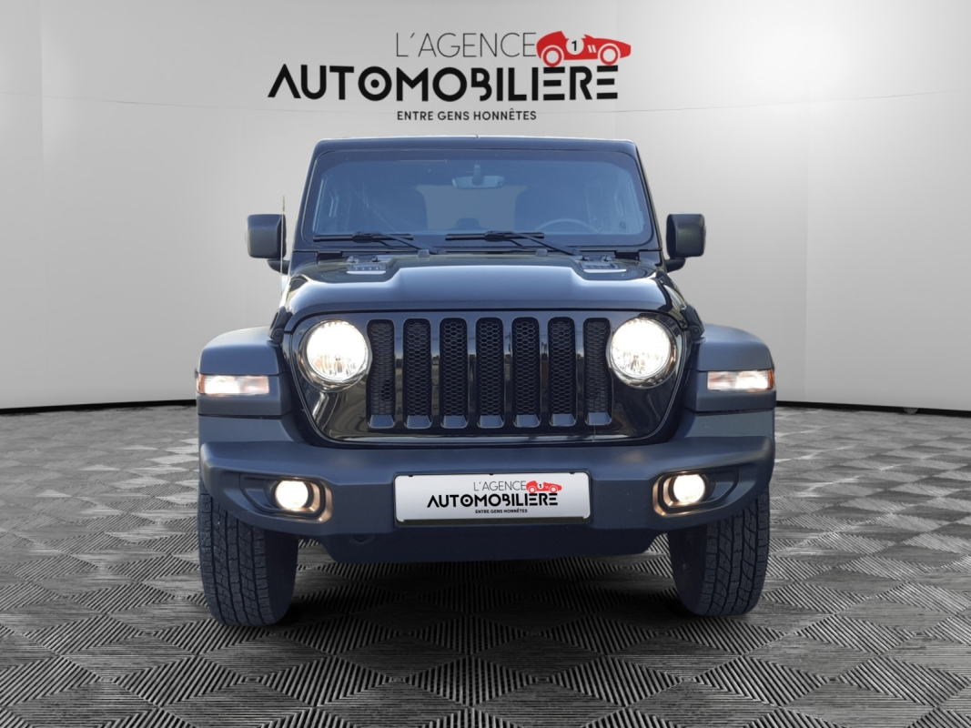 Jeep Wrangler Unlimited — 2