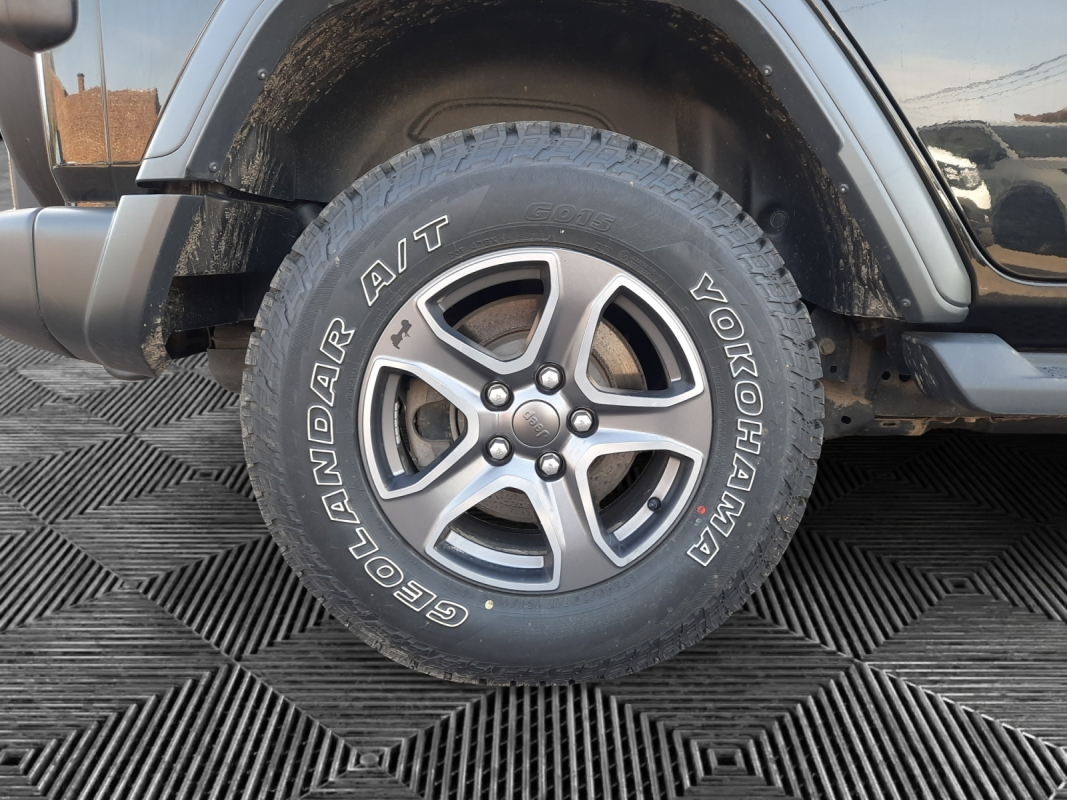 Jeep Wrangler Unlimited — 19