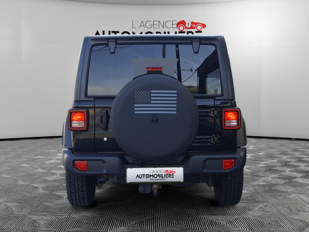 Jeep Wrangler Unlimited — 6