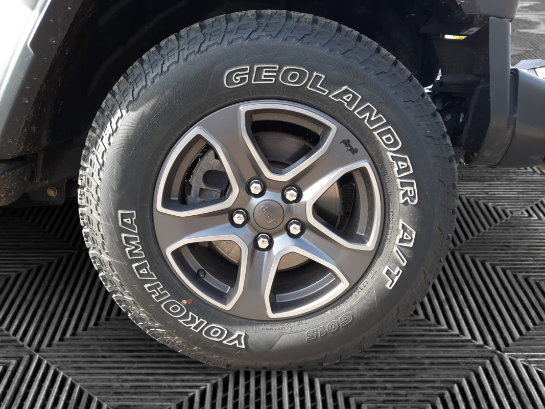 Jeep Wrangler Unlimited — 20