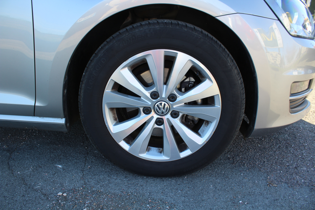 Volkswagen Golf — 8