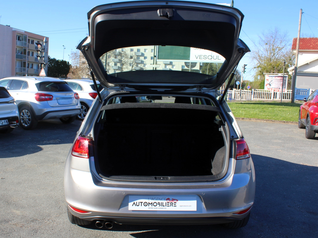 Volkswagen Golf — 35