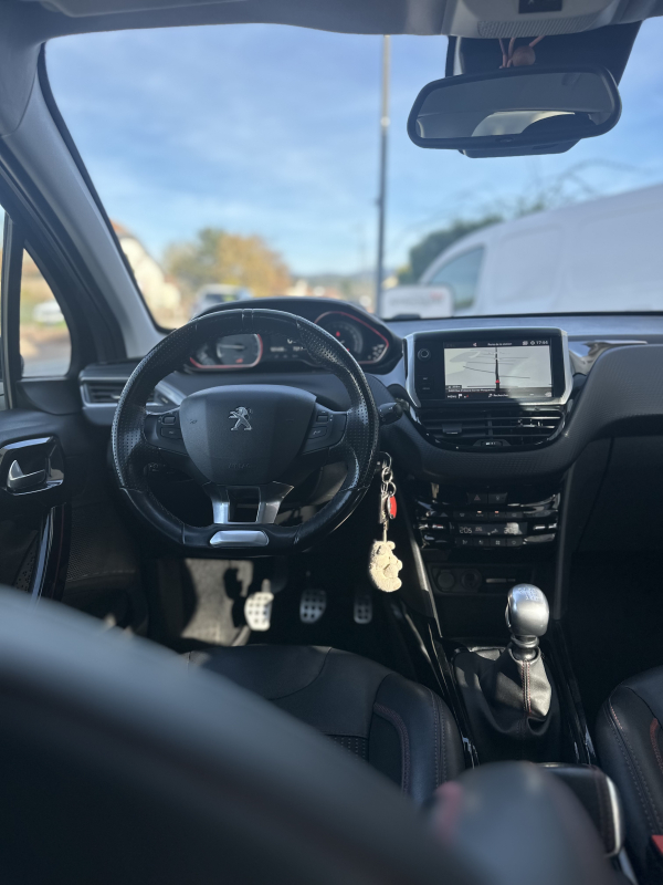 Peugeot 2008 — 30