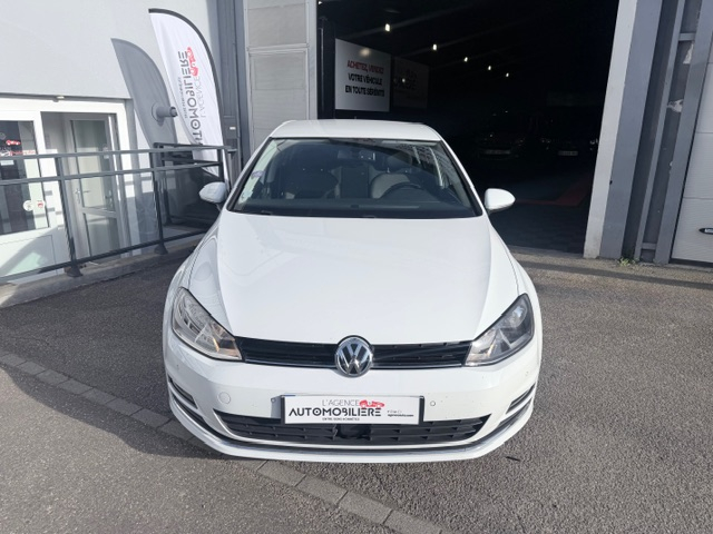 Volkswagen Golf — 23