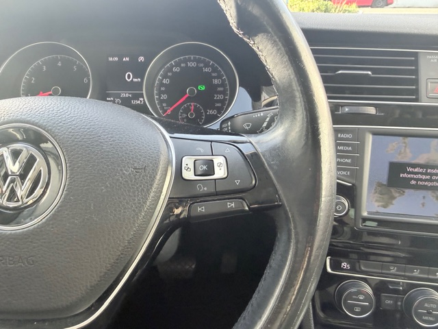 Volkswagen Golf — 10