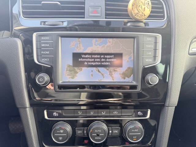 Volkswagen Golf — 11