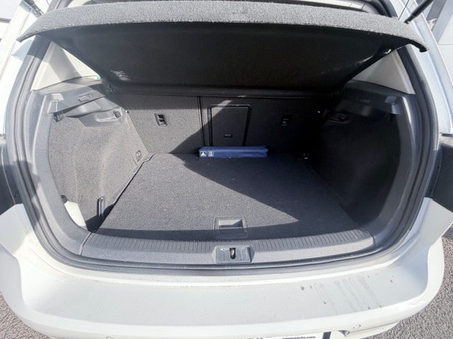 Volkswagen Golf — 18