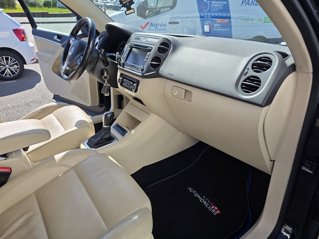 Volkswagen Tiguan — 14