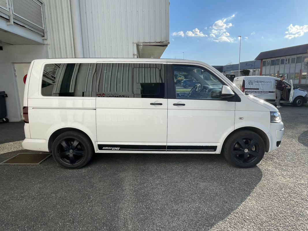 Volkswagen Multivan — 8