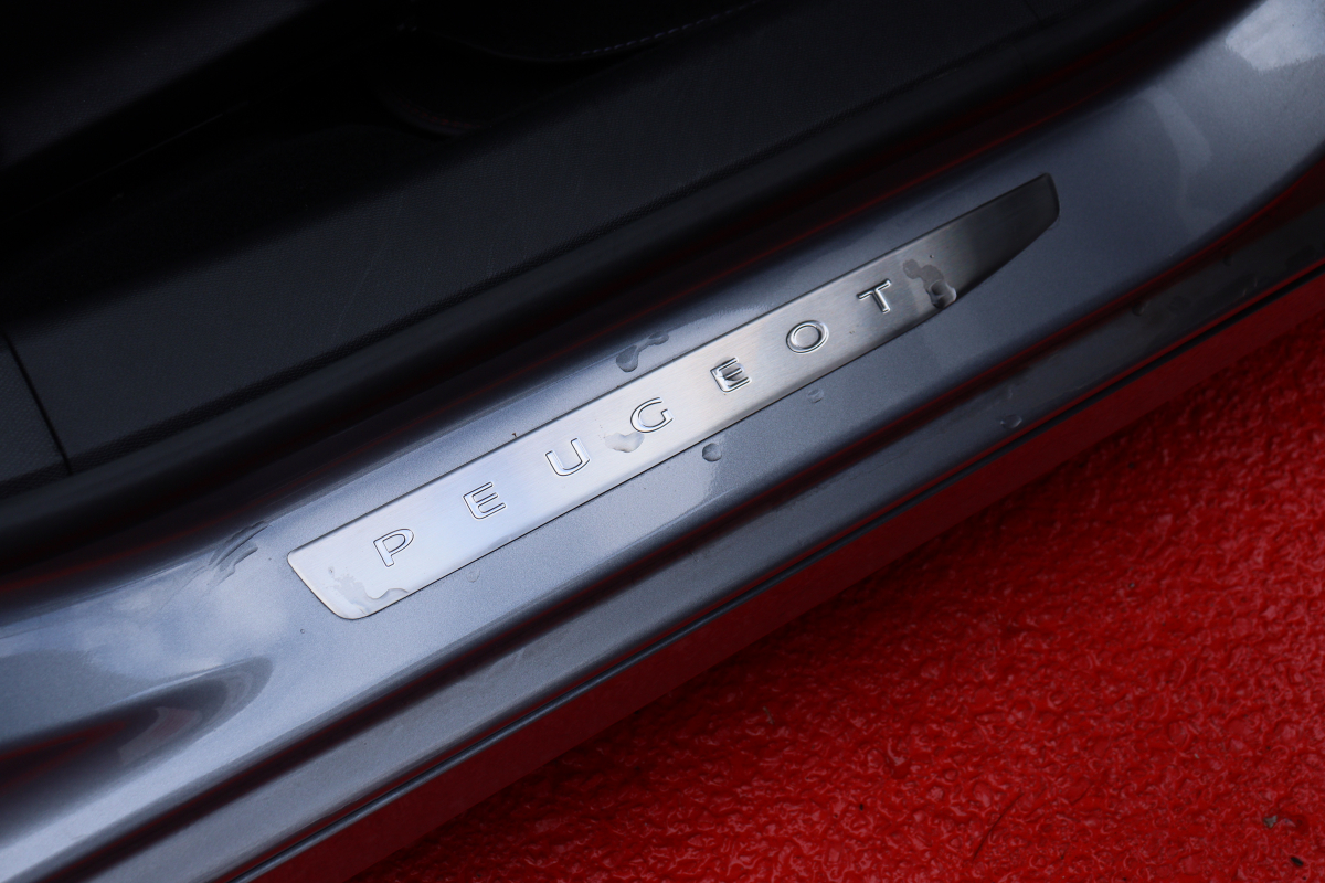Peugeot 308 — 32