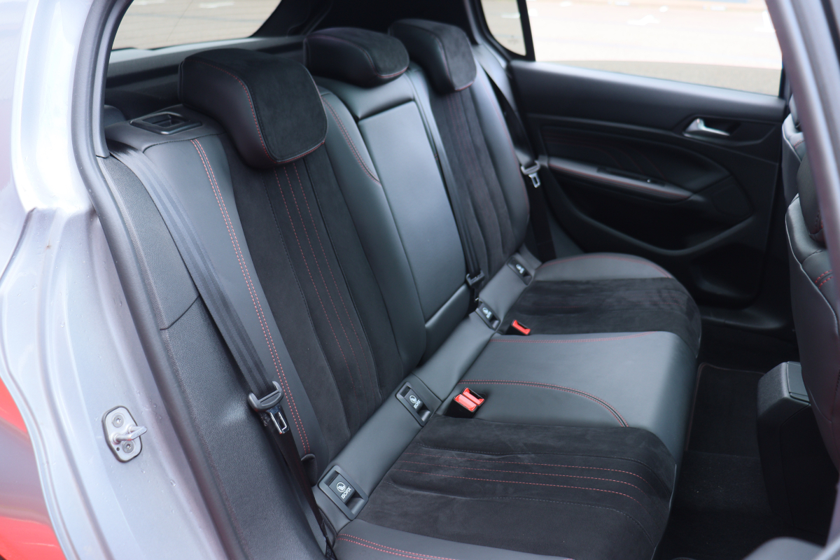 Peugeot 308 — 20