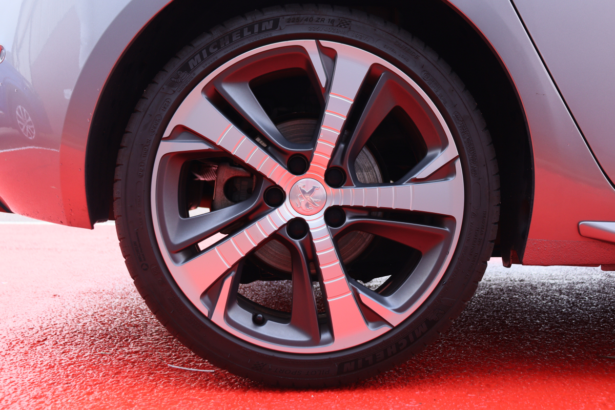 Peugeot 308 — 35