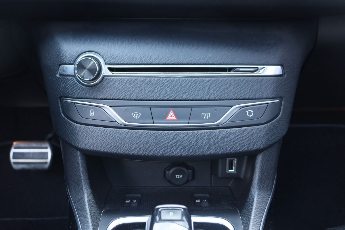 Peugeot 308 — 14