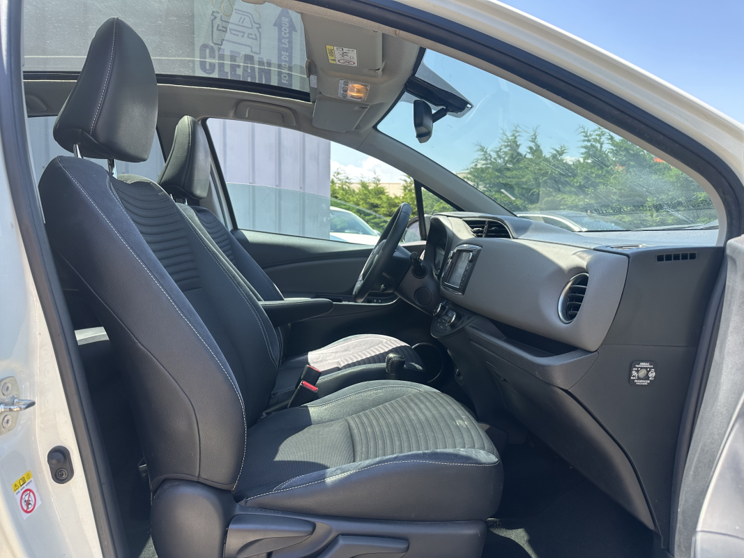 Toyota Yaris — 7