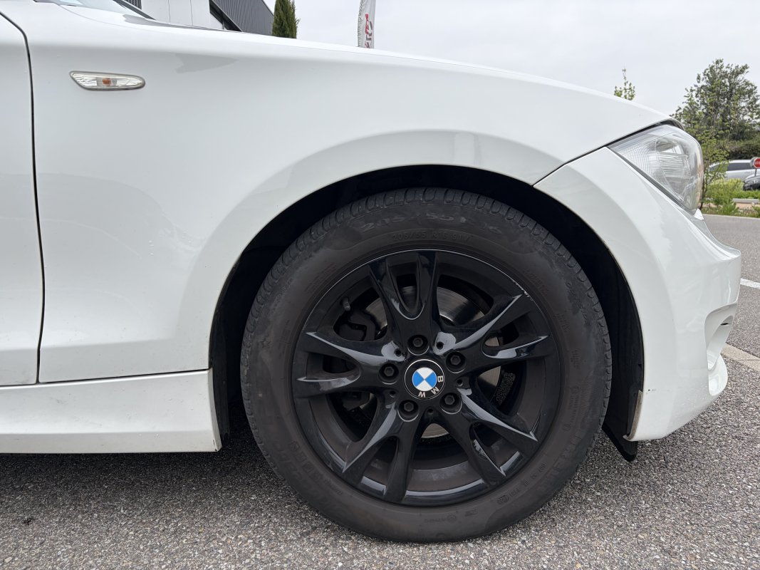Bmw Série 1 — 30