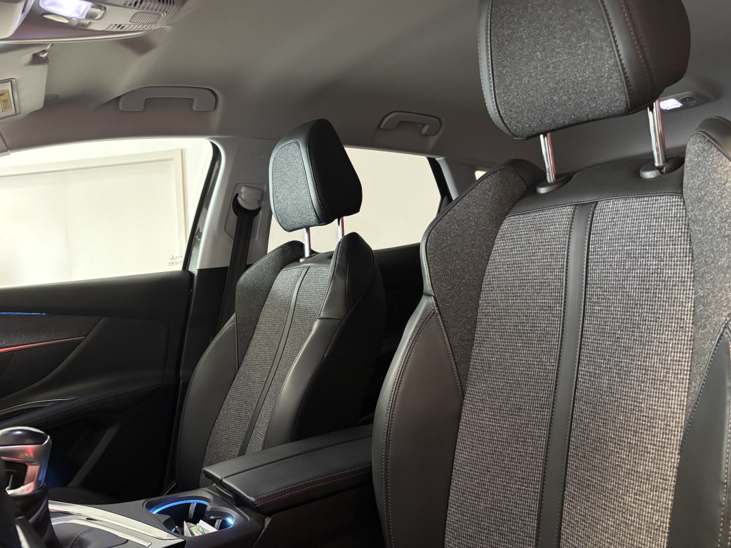 Peugeot 3008 — 14