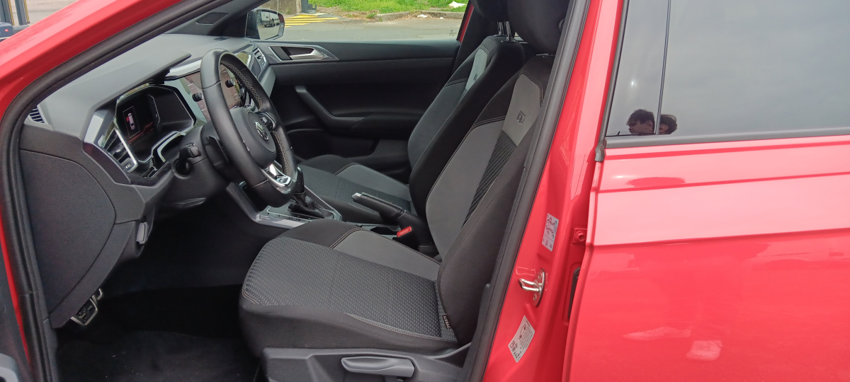 Volkswagen Polo — 13