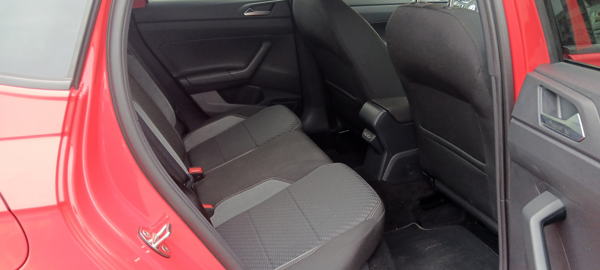 Volkswagen Polo — 14