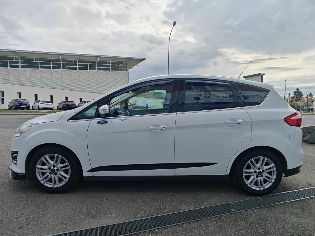 Ford C-Max — 4