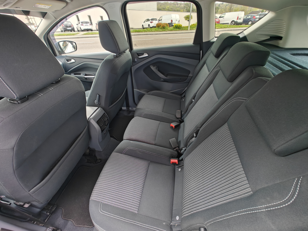 Ford C-Max — 12