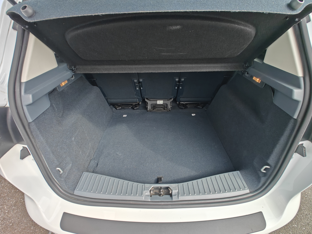 Ford C-Max — 29