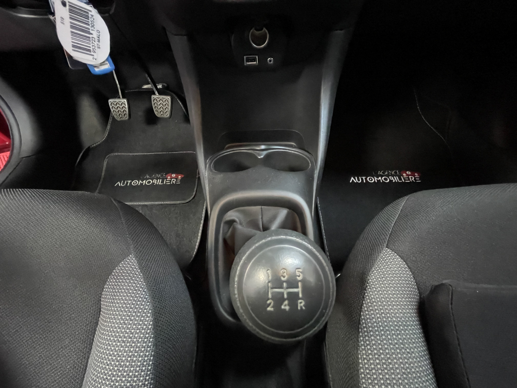 Peugeot 108 — 27