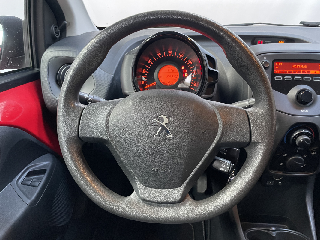 Peugeot 108 — 15