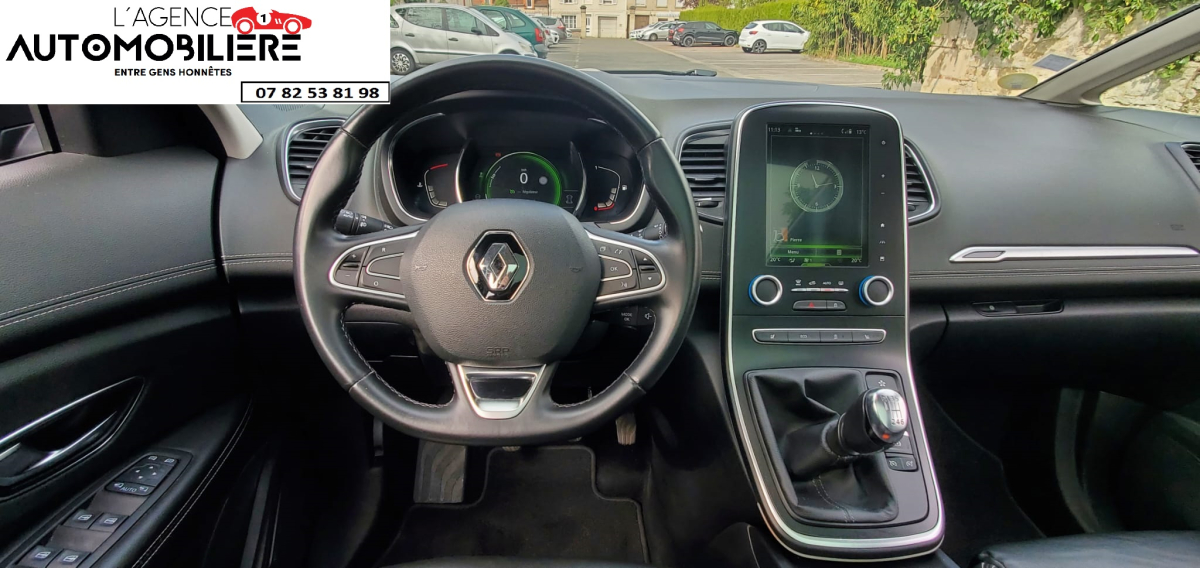 Renault Scenic — 13