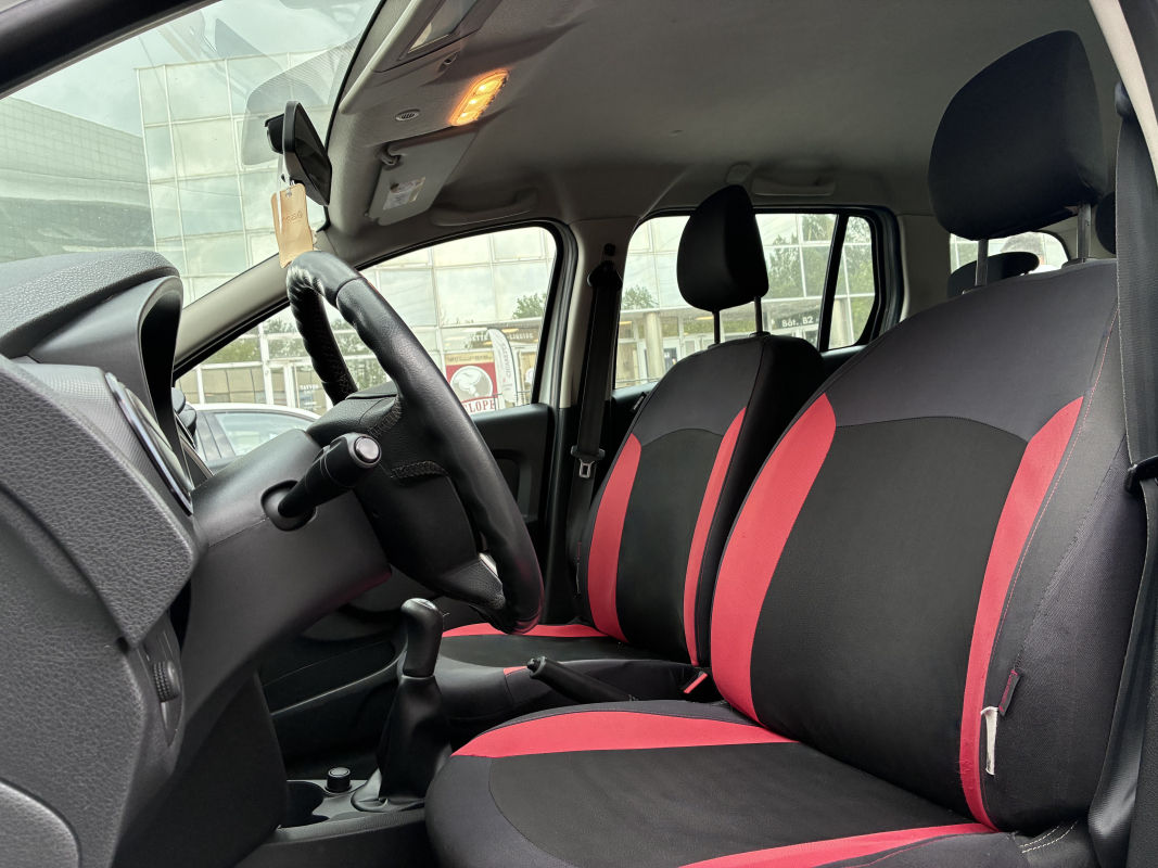Dacia Logan — 9