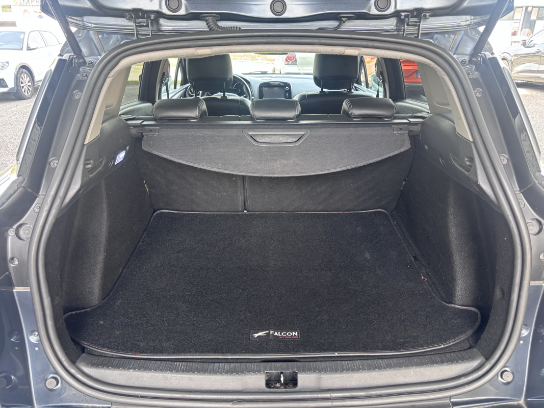 Renault Clio — 10
