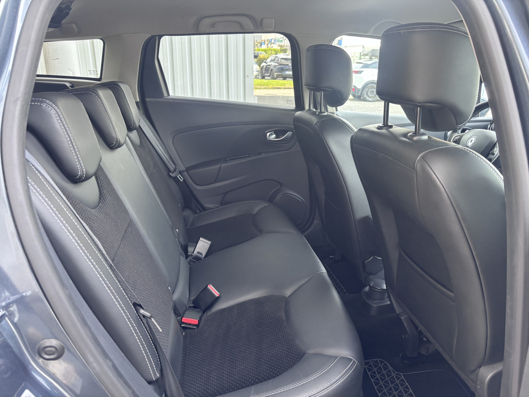 Renault Clio — 17