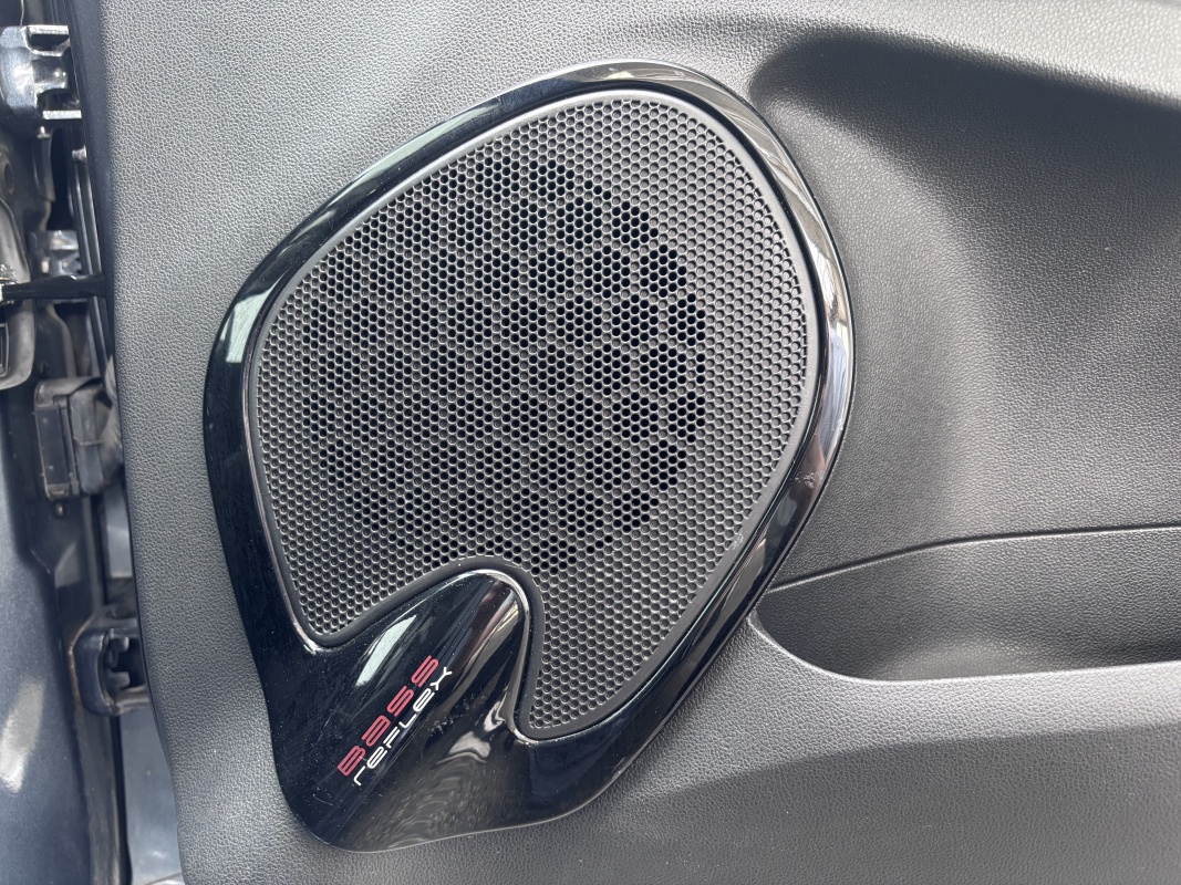 Renault Clio — 18