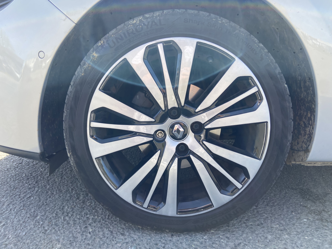 Renault Clio — 11