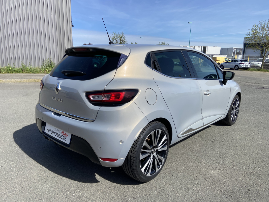 Renault Clio — 6