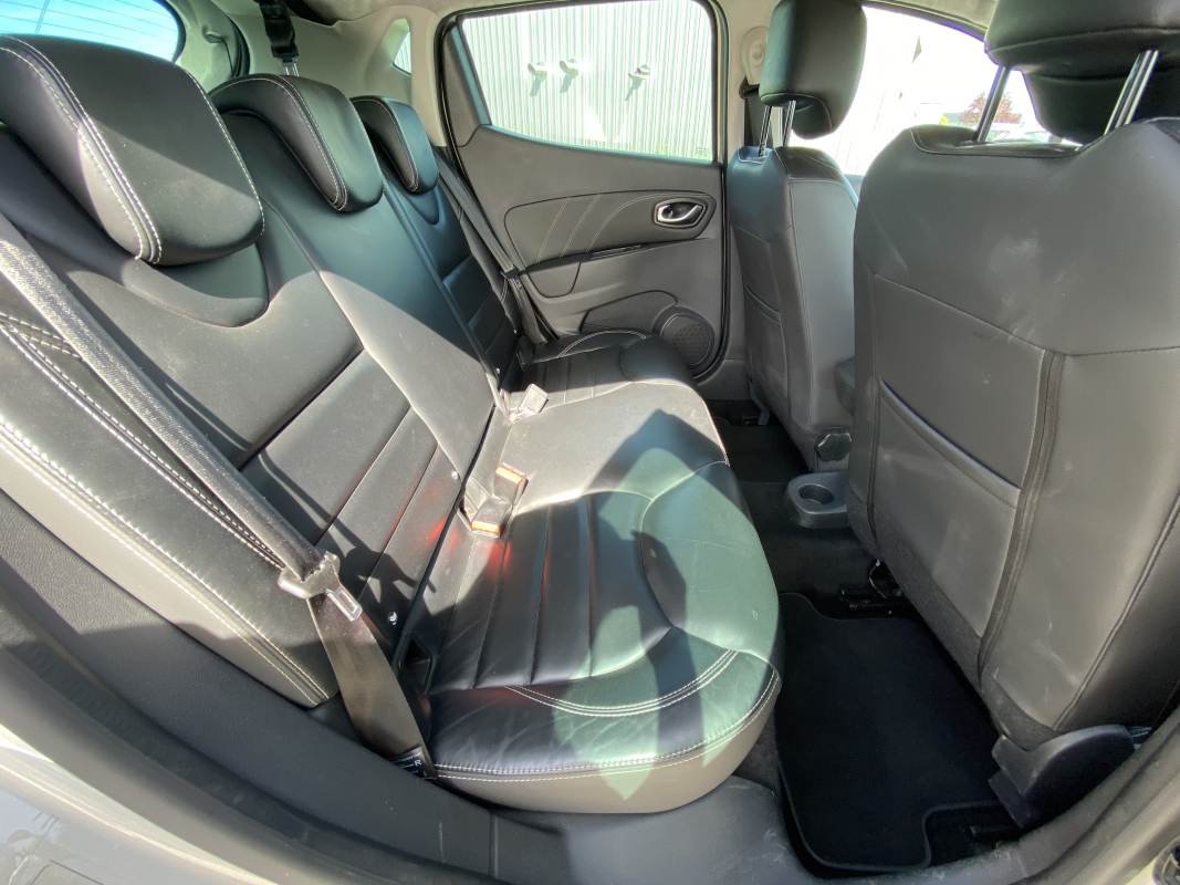 Renault Clio — 18