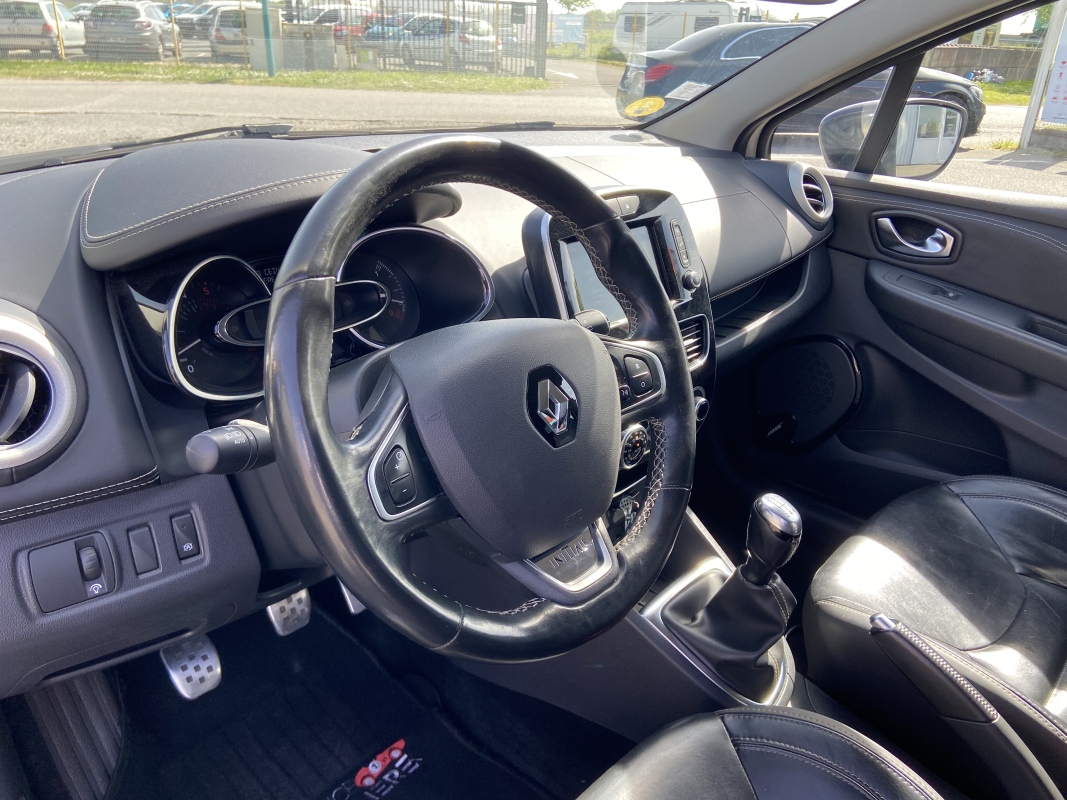 Renault Clio — 23