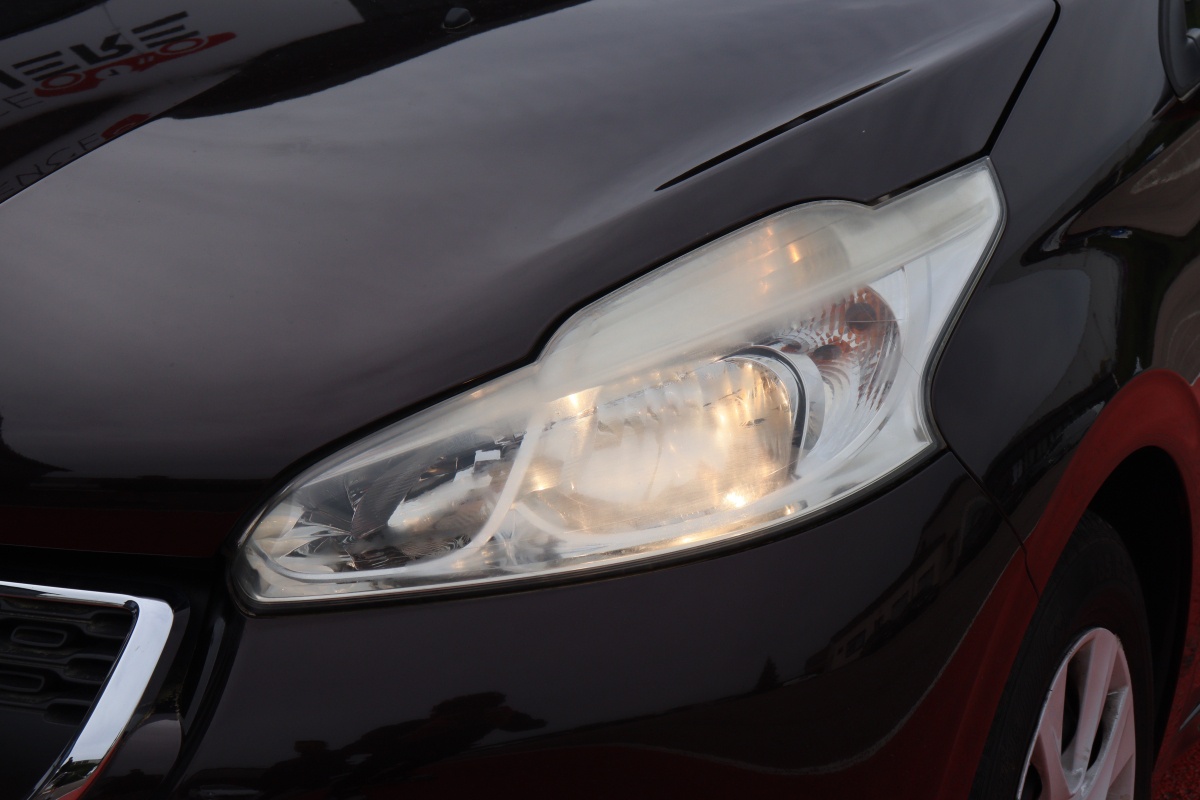 Peugeot 208 — 28